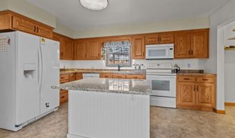 815 SUNSET Ave, Algoma, WI 54201