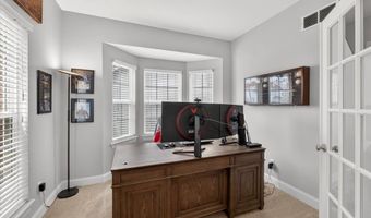 688 Stoney Creek Ln, Ballwin, MO 63021