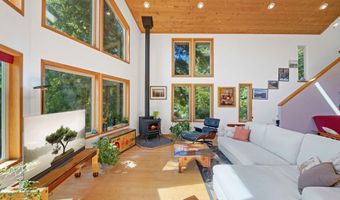 88600 TROUT POND Ln, Bandon, OR 97411