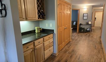 1826-2 Parkland Dr 502, Arkdale, WI 54613