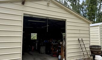 187 H Pope Rd, Adrian, GA 31002