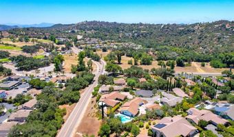 10236 Lake Meadow Ln, Escondido, CA 92026