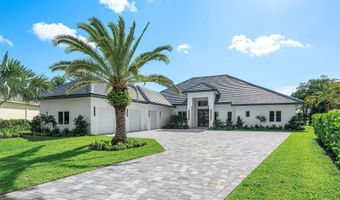 100 Glenbrook Ct, Atlantis, FL 33462