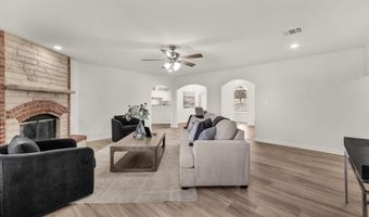 1735 Woodridge Ct, Aledo, TX 76008