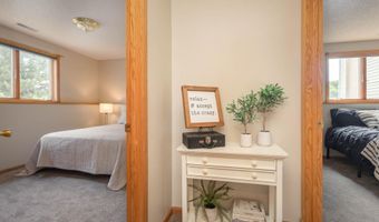 1316 Armstrong Rd NW, Alexandria, MN 56308