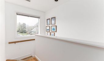 2 Stevenson Way, Narragansett, RI 02882