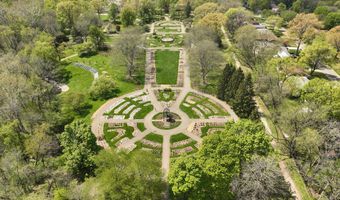 163 Garden Rd, Columbus, OH 43214