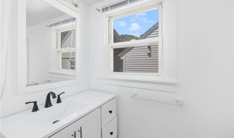 6 Mill St, North Smithfield, RI 02896