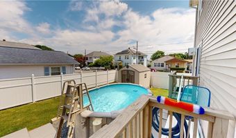 7 Notre Dame St, Central Falls, RI 02863