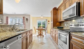 727 Crystal Farms Dr, Avon, IN 46123