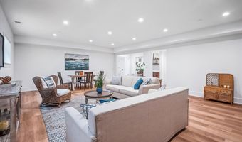 4613 CHASE Ave, Bethesda, MD 20814
