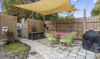 407 Citizen St, Bay St. Louis, MS 39520