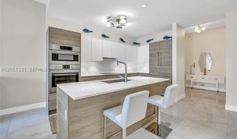 10201 E Bay Harbor Dr 203, Bay Harbor Islands, FL 33154