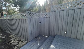 7042 Oak St, Bonners Ferry, ID 83805