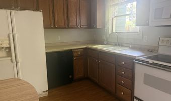3 Orchard Hills Pkwy, Bangor, ME 04401