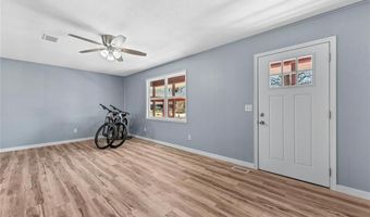 6 Ipswich Dr, Bella Vista, AR 72714