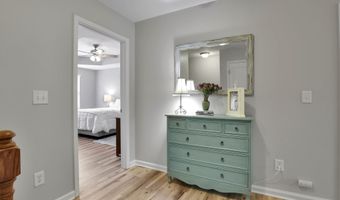 109 Haybarn Ct, Apex, NC 27502