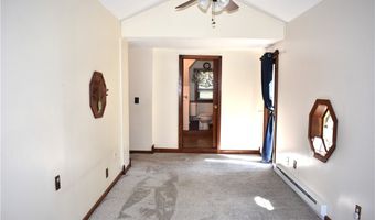 2071 Dewey Rd, Ashtabula, OH 44004