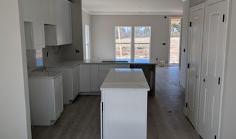 1071 Fry Gap Rd, Arab, AL 35016