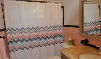 19 Clark Pl, Avenel, NJ 07001