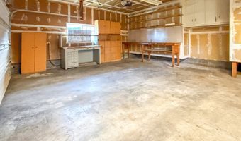 221 MUSSER St, Brookings, OR 97415