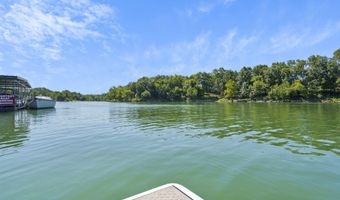 24352 State Hwy Ee, Aurora, MO 65605