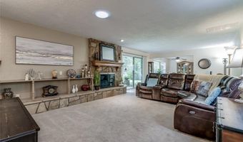 2105 N Alexander Ln, Bethany, OK 73008