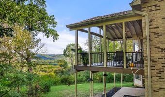 10458 Harmony Hills Dr, Aurora, IN 47001