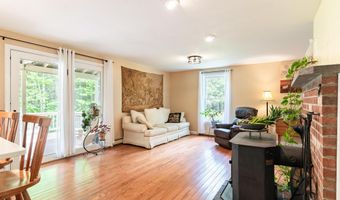 116 Deer Ridge Dr, Barrington, NH 03825