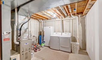 1406 Dewberry Dr, Madison, WI 53719