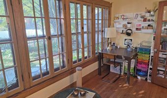 16 Vermont Ave, Brattleboro, VT 05301