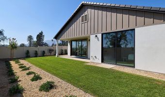 16 W Pine St, Altadena, CA 91001
