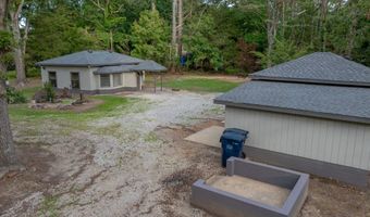 15 Larry Ln, Batesville, MS 38606