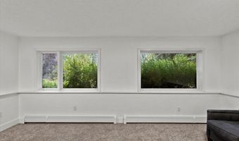 8000 Summerset Dr, Anchorage, AK 99518