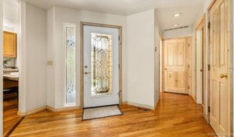 1917 S Springbrook Ln, Boise, ID 83706