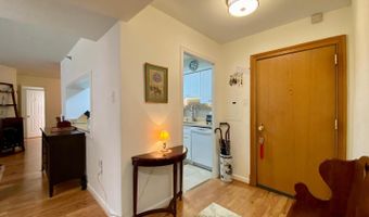1301 N COURTHOUSE Rd N #812, Arlington, VA 22201