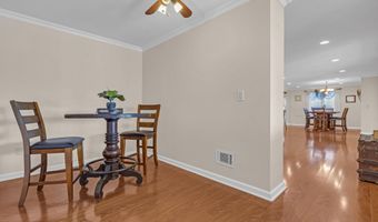 64 Harbor Inn Rd, Bayville, NJ 08721