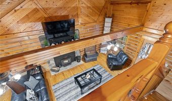 3250 N Shamrock Ln, Birdseye, IN 47513