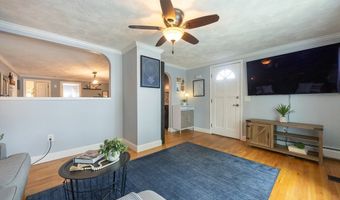 9 Pequot Ave, Cumberland, RI 02864