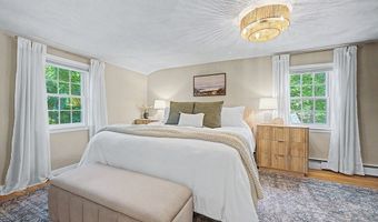 25 Claire Dr, Attleboro, MA 02703