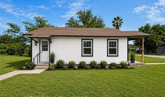 903 Jefferson St, Alice, TX 78332