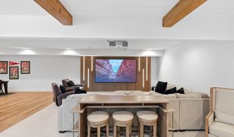 2100 Golfview Dr, Auburn, IN 46706