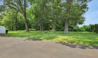 100 Adams Rd, Bloomfield, CT 06002