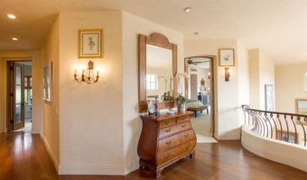 7206 Aviara Dr, Carlsbad, CA 92011