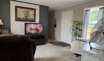 27 Daniel Dr, Belfast, ME 04915
