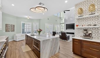 508 ISLEBAY Dr, Apollo Beach, FL 33572
