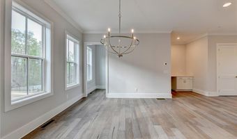 375 Chiswick Cir, Alpharetta, GA 30009