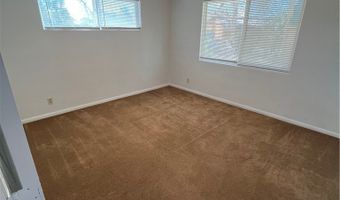 11033 Chipmunk Rd, Apple Valley, CA 92308