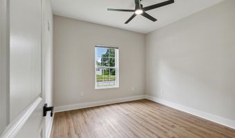 60 JOHN COLLINS Cir, Dover, DE 19904