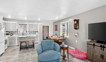 700 Stanley St, Belle Fourche, SD 57717